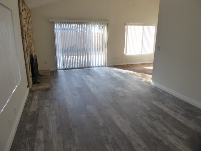 Photo - 1015 Canal St