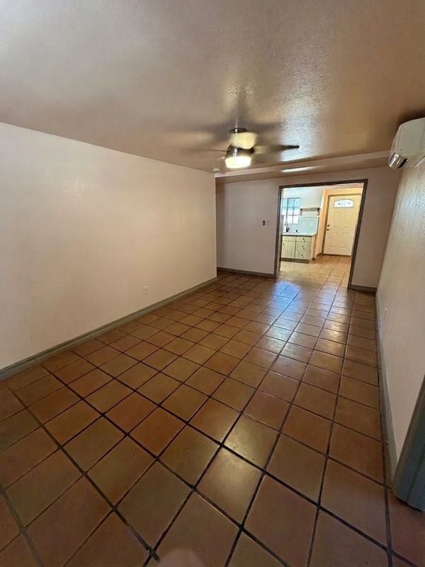Photo - 728 Glenoaks Blvd