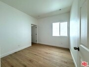 Photo - 1220 W 25th St