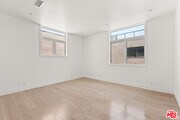 Photo - 728 Indiana Ave