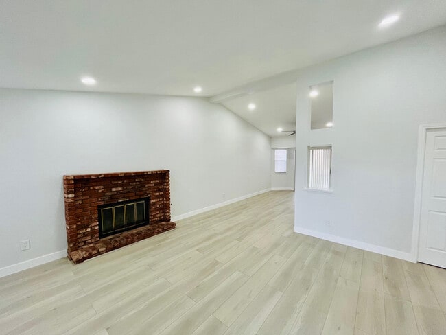 Photo - 1532 Michelle Ave