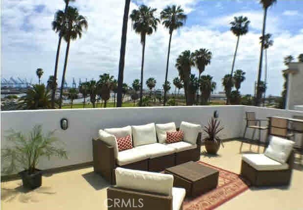 Photo - 1431 S Beacon St