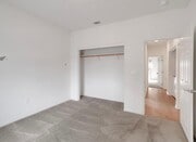 Photo - 1549 Cheshire Ct