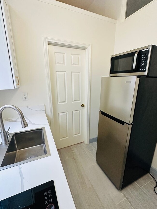 Photo - Remodeled Studio for Rent - Gaslamp Quarter Unit 35