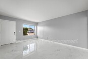 Photo - 145 Glenhaven Way Condo