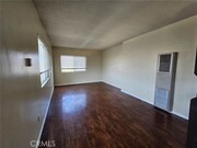 Photo - 142 W 61st St Townhome
