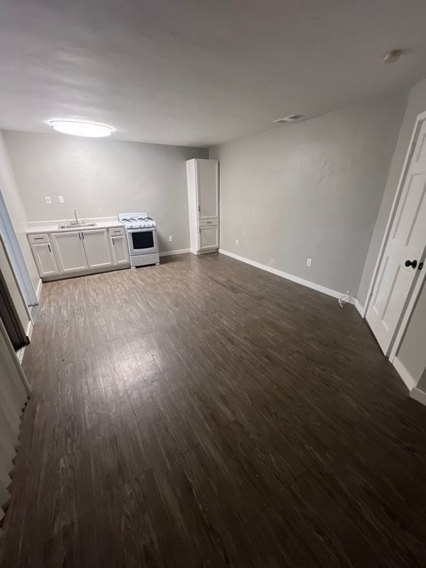 Photo - 484 W 25th St Unit 2