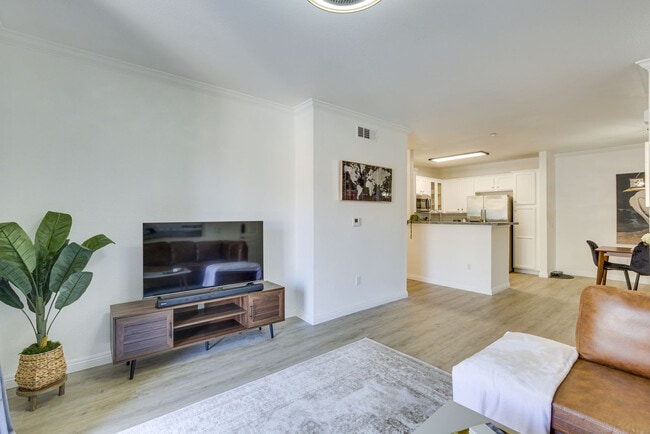 Photo - 3855 Elijah Ct Unit SI FL1-ID1546333P