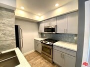 Photo - 1529 S Bundy Dr Apartment Unit 103