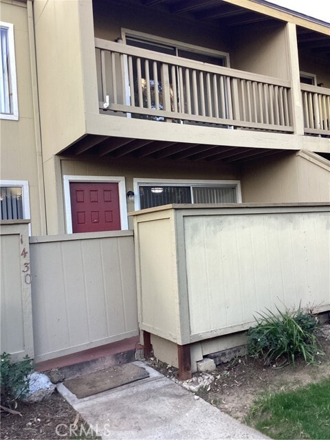 Building Photo - 1430 W Badillo St