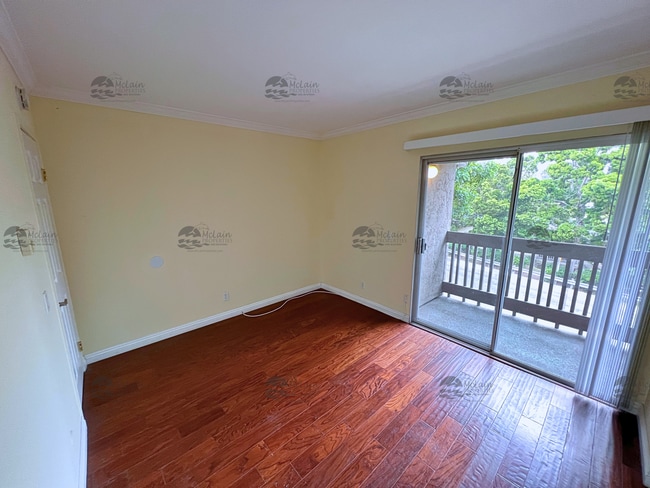 Photo - 615 Vine St Unit 30