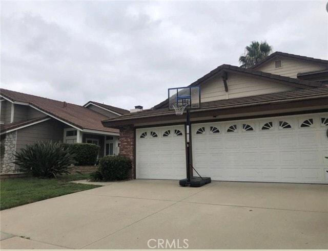 Photo - 3353 Silvertip Rd