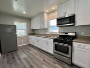 Photo - Beautiful Remodeled 1-Bedroom Cottage w/Central A/C and Parking in Hillcrest