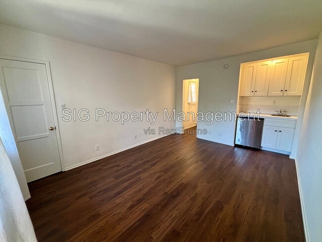 Photo - 4371 Sunset Dr