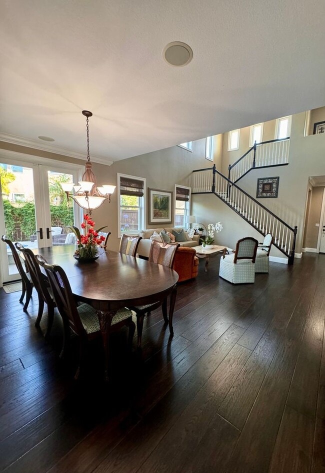 Photo - 935 Bridgeport Ct