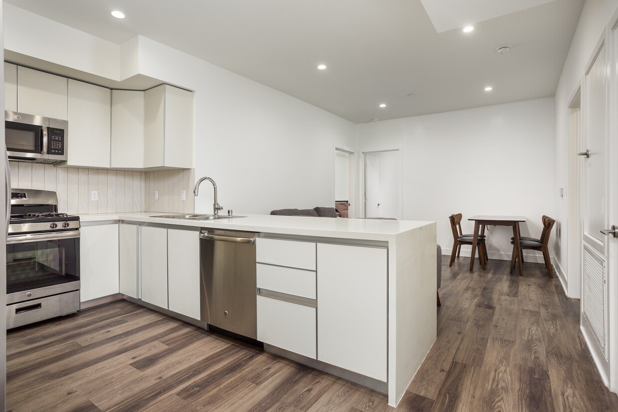 Floor Plan - Unit 307