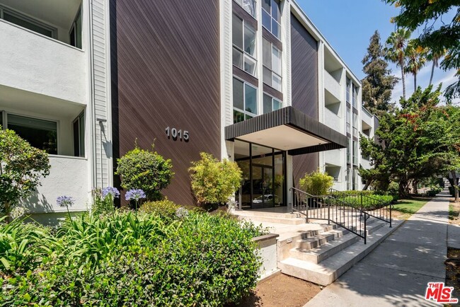 Photo - 1015 Kings Rd Condo Unit 103
