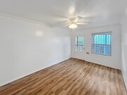 Photo - Renovated 1B/1BA w/ Walk-In Closet & On-Si... Unit 48th St - 4453 1/2