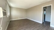Photo - Willow Glen Apartments