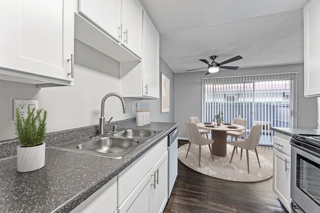 Photo - Shadow Ridge Apartments