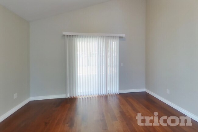 Photo - 25809 Sweetleaf St