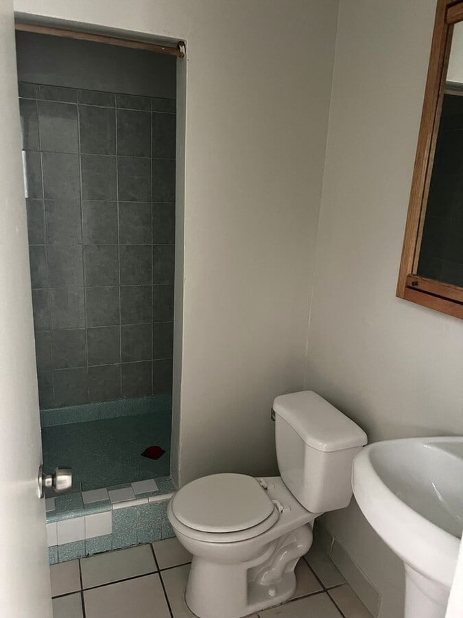 Photo - 5365 Huntington Dr N Unit 5365