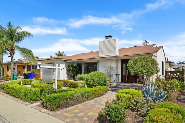 Lovely College Area Home - Lovely College Area Home