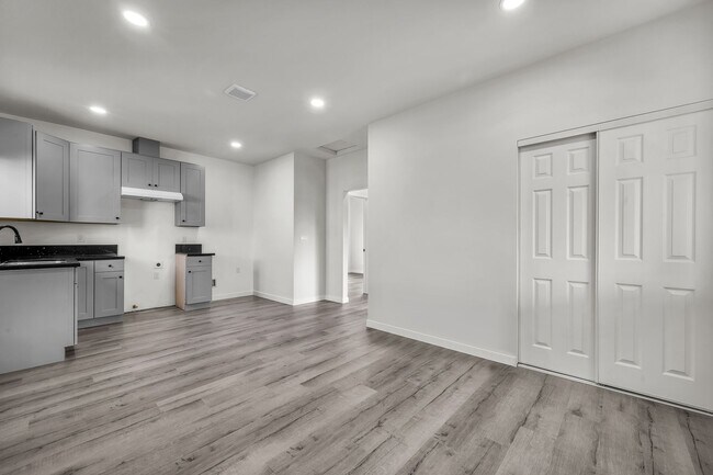 Photo - 5842-5840 Denver Ave Unit 5842 Denver Ave