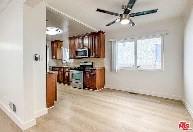 Photo - 2607 Abbot Kinney Blvd Unit 2607