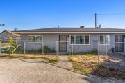 Photo - 2 bedroom Duplex with Huge yard! House