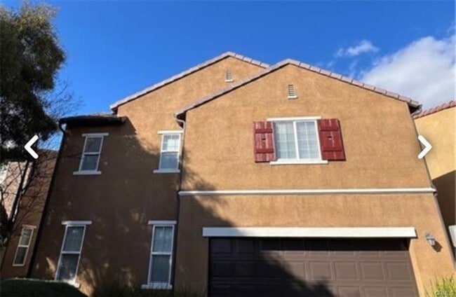 Charming Cul-De-Sac Home with Dual Primary... - Charming Cul-De-Sac Home with Dual Primary...
