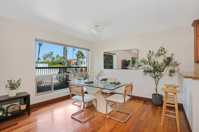 Photo - 2955 McCall St Unit 102