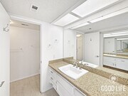 Photo - Spacious 2B/2BA condo available in San Carlos!