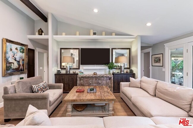 Photo - 5721 Tellefson Rd