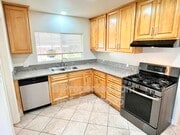 Photo - 3485 Belle St