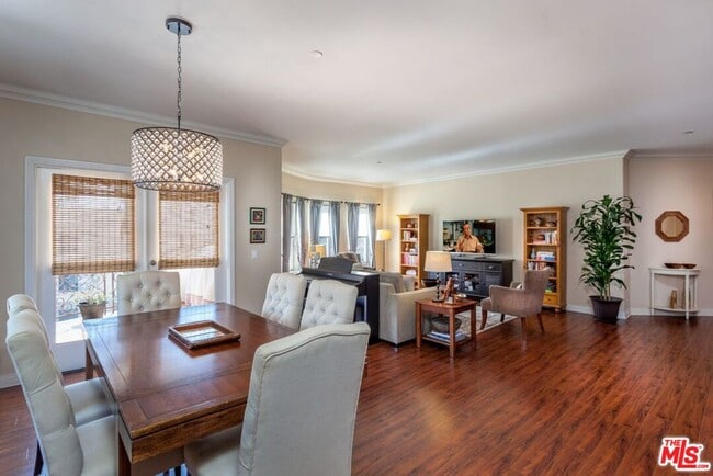Photo - 1862 S Bentley Ave Condo Unit 201