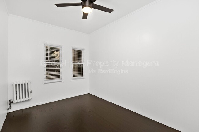 Photo - 2664 Sixth Avenue