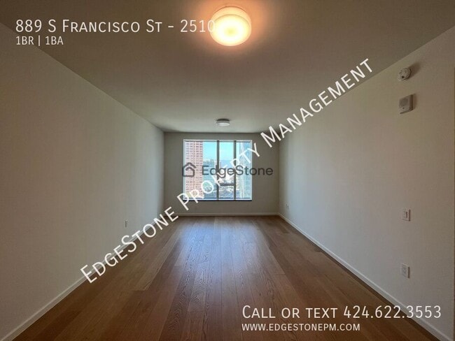 Photo - 889 Francisco St