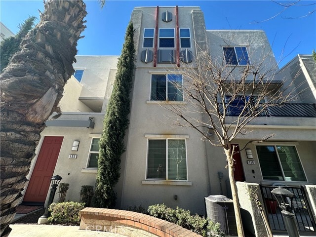 Photo - 106 Eureka Pl