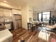 Photo - 723 S St Andrews Pl Unit 609