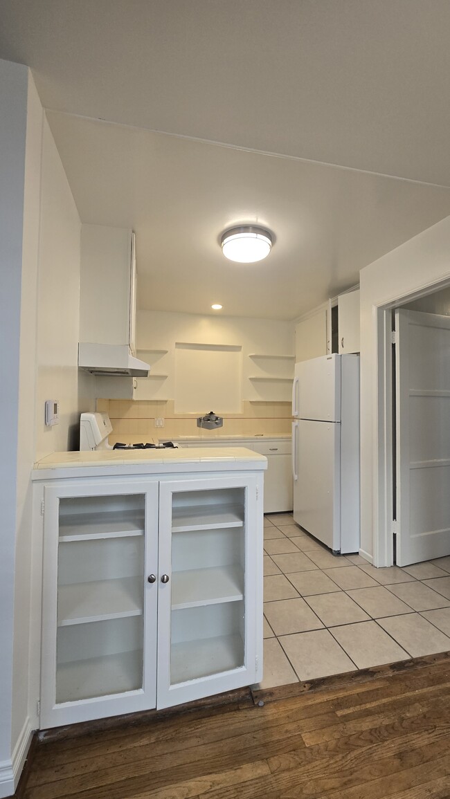 Photo - 1701 E Chevy Chase Dr Unit Chevy Chase