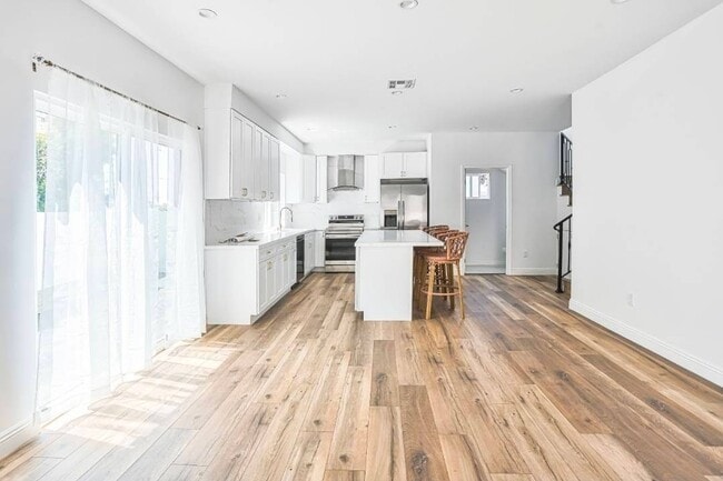 Photo - 3820 Orangedale Ave Unit 3820 1.5 Back