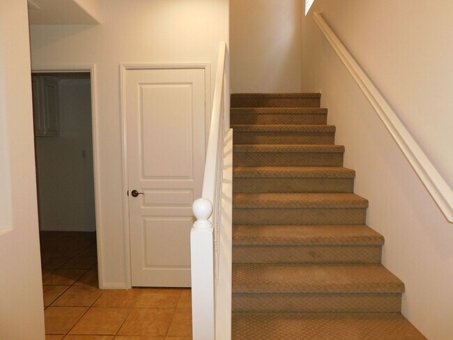 Photo - Exceptional 3 bed, 3.5 bath home in Irvine.