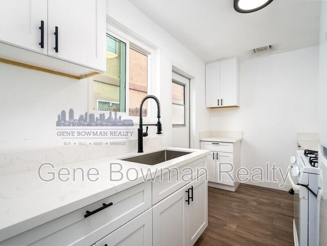 Photo - 106 Madison Ave