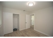 Photo - 496 W 48th St