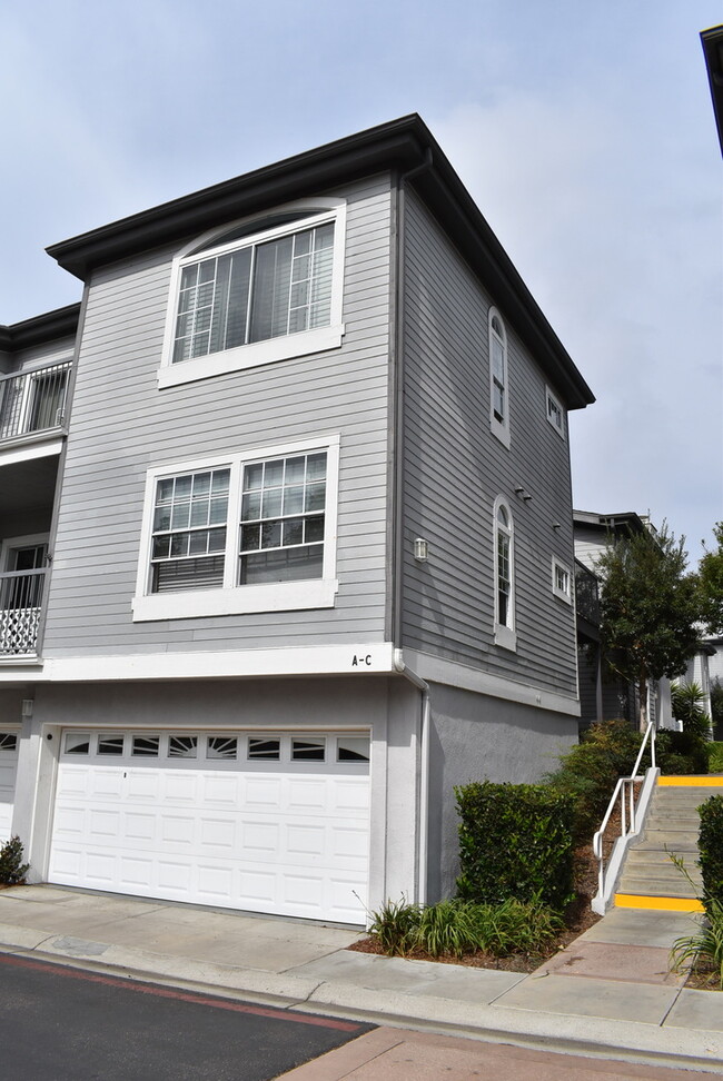Photo - 3 Bedroom Townhome in La Jolla Village