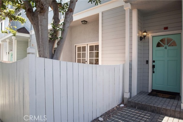 Photo - 121 S Juanita Ave