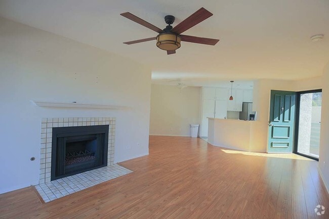 Building Photo - 9745 Mesa Springs Way Unit 138 Rental