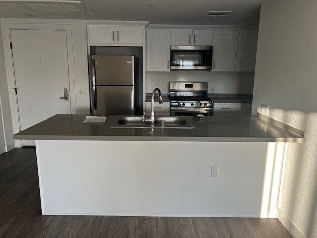 2 Bed 2 Bath - #205 - Glenoaks Residences