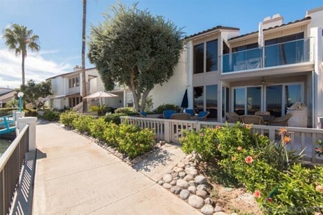 Photo - 23 Kingston Ct E